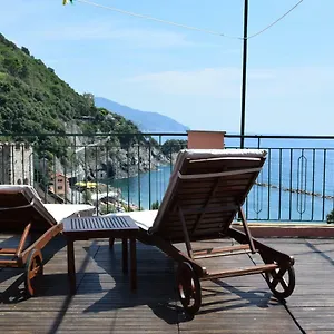 https://apt-with-an-exciting-view.hotelitalianriviera.com
